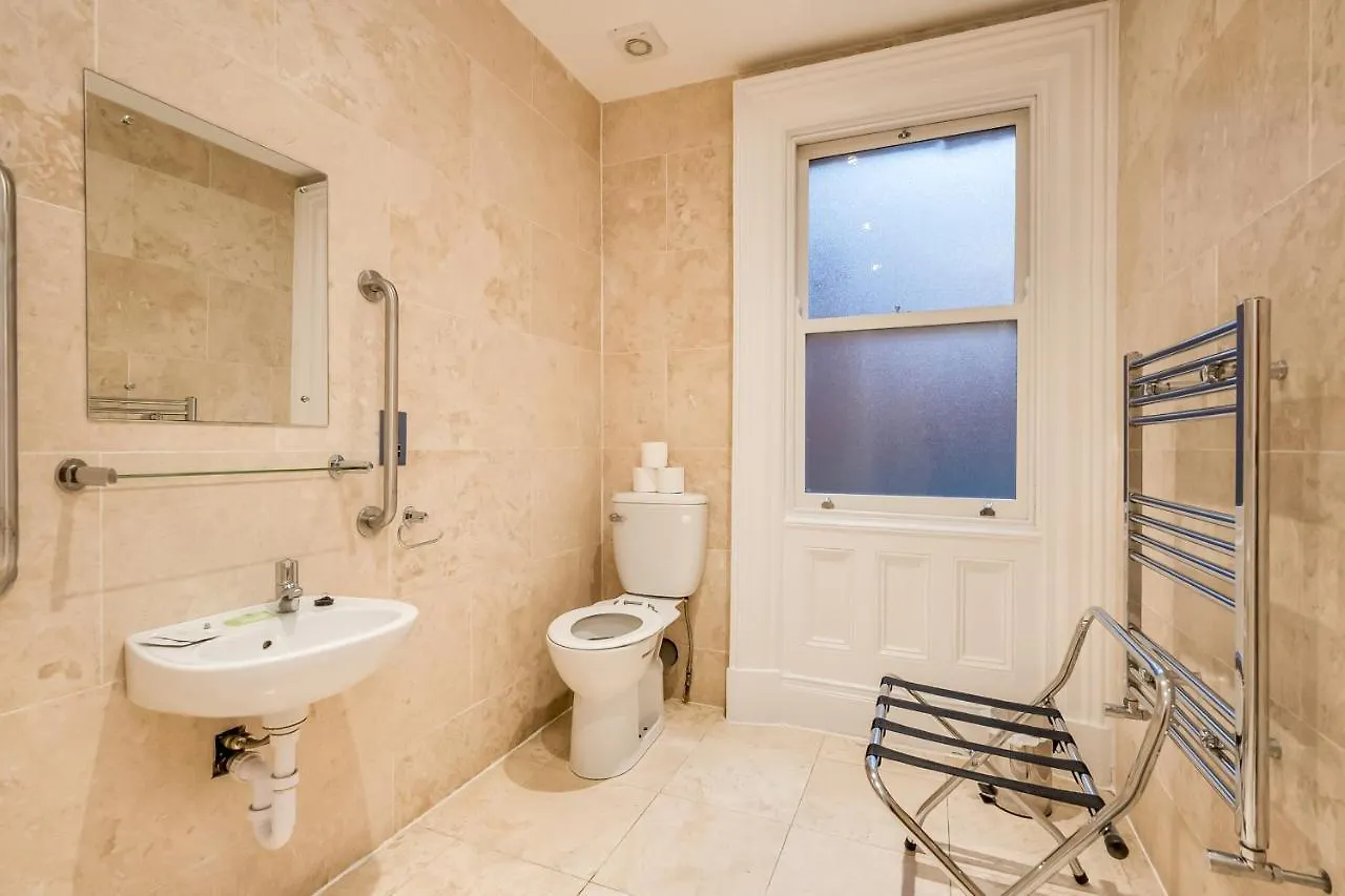 Guest house Central Belfast Apartments Harpers