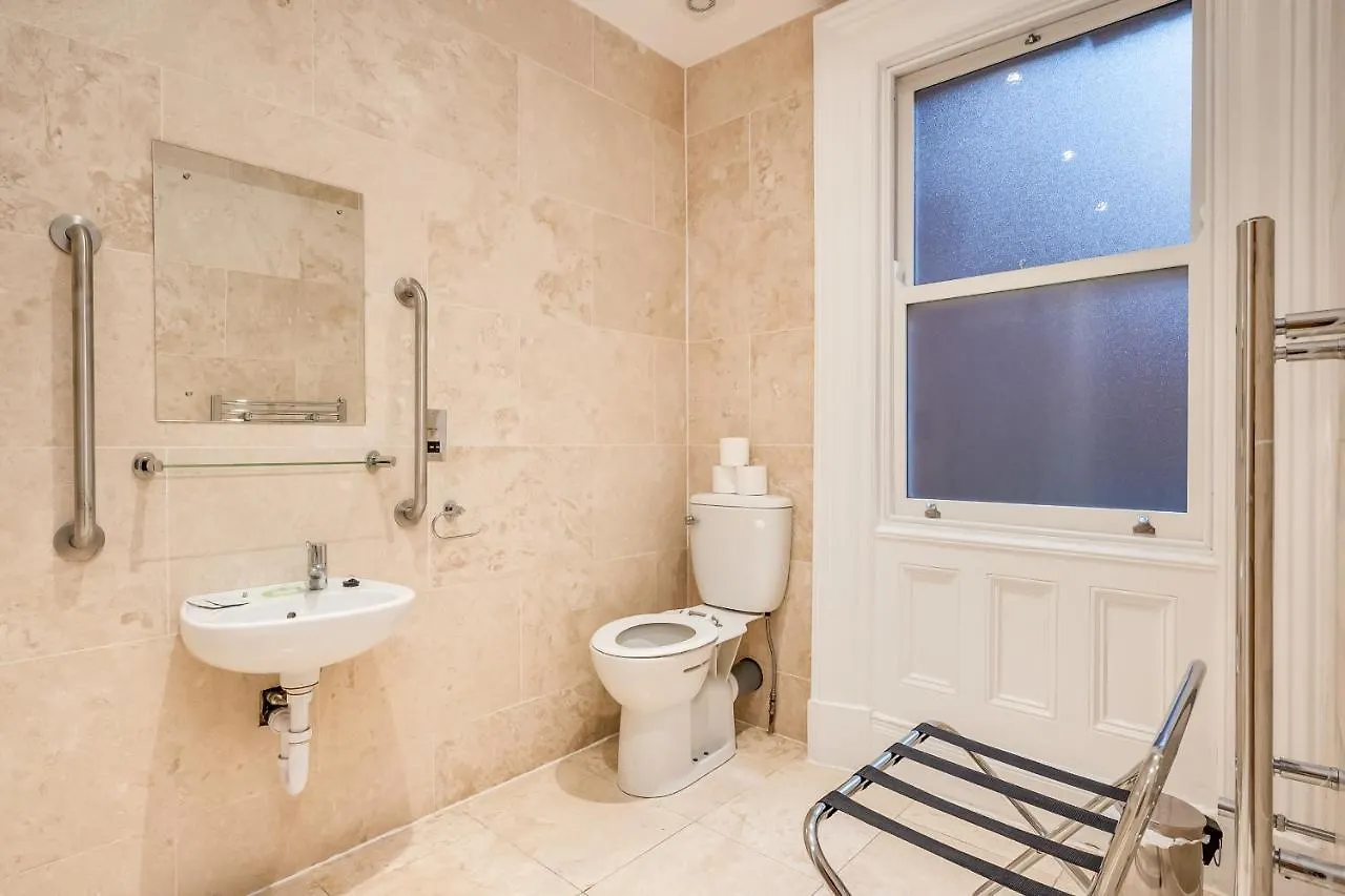 Central Belfast Apartments Harpers Guest house